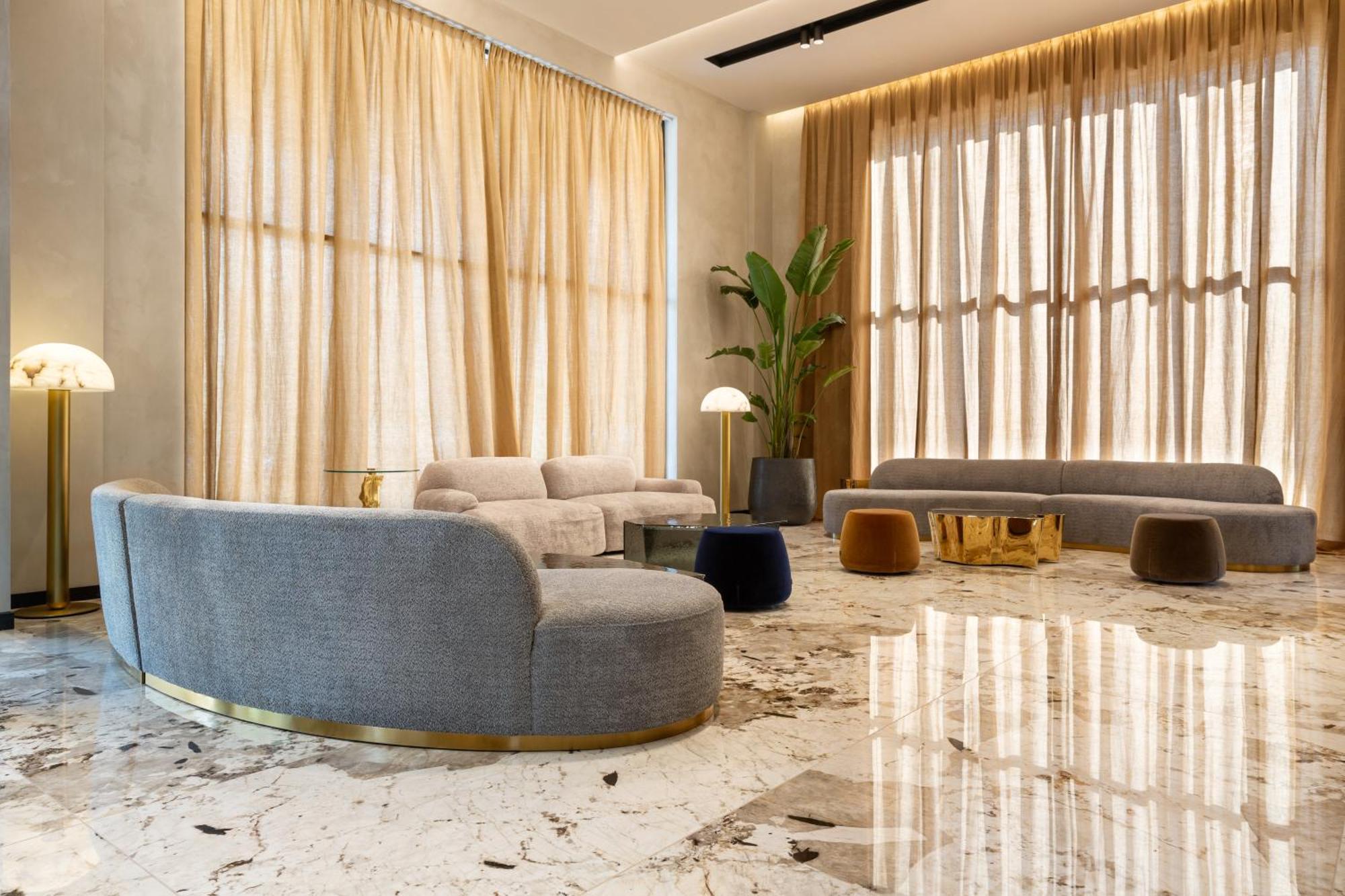 Mercure Hotel 4*