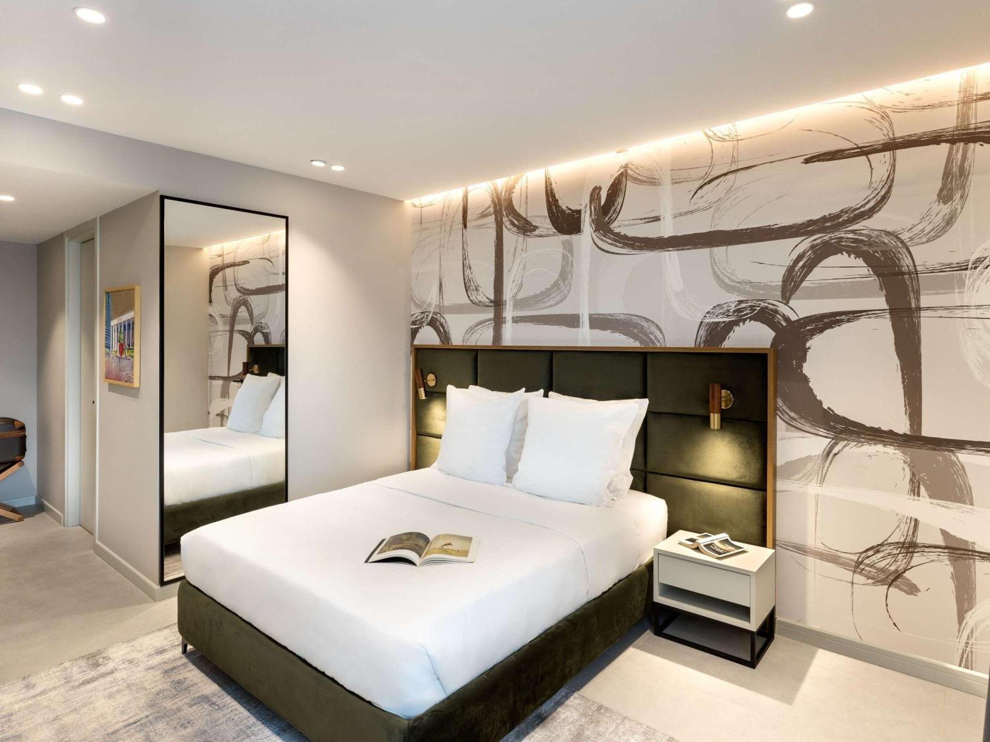 Mercure 4*