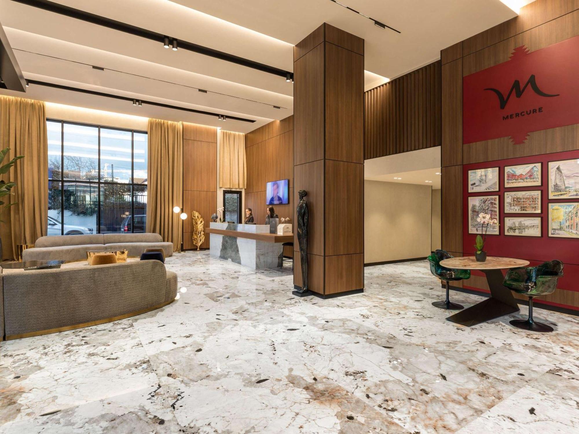 Mercure 4*