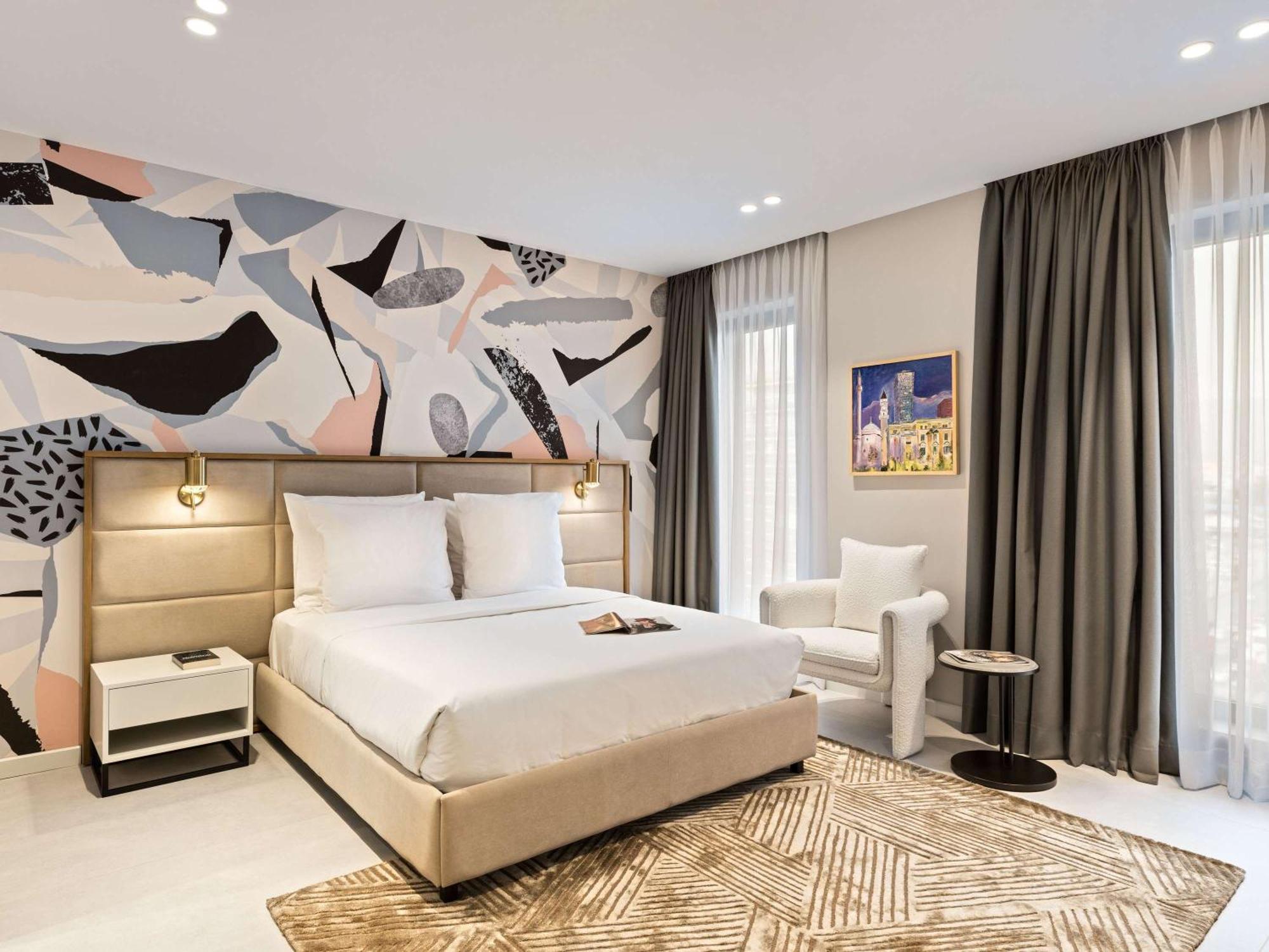 Mercure Hotel 4*